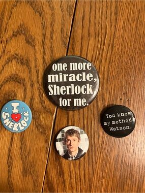 Vintage 2013/14 BBC Sherlock 2 lic. Hartswood Films (set of 4) Pinback Buttons